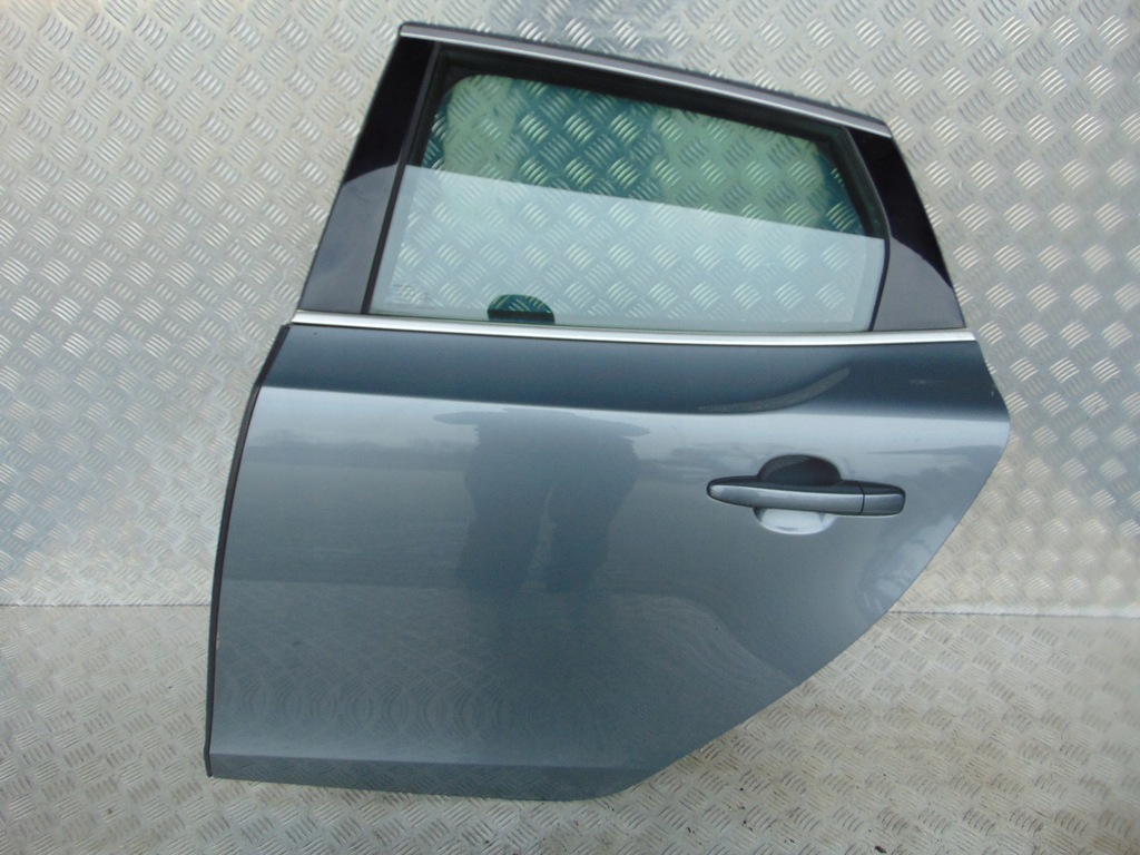 фото №1, Volvo v40 ii дверь задние левая 12-