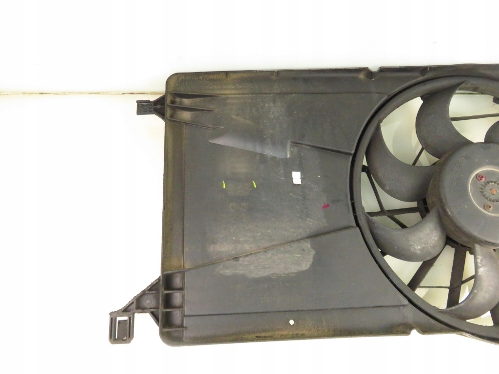 Вентилятор радіатора ford c-max 1 1.6 tdci 1137328558 3135103743 Оригінал