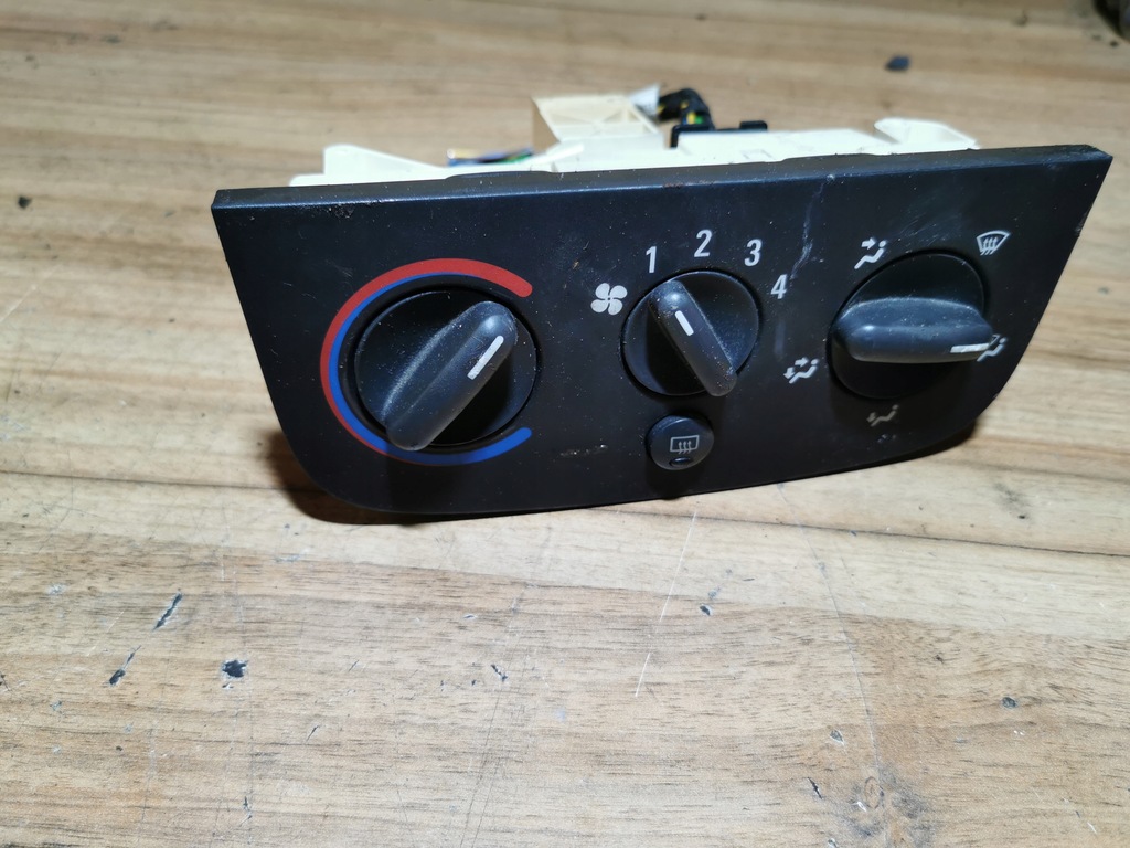 фото №1, Панель обдув corsa c