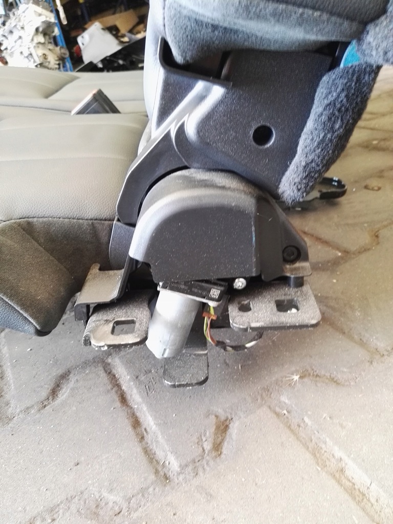 фото №6, Заднє сидіння сидіння задня 3 ряд discovery v