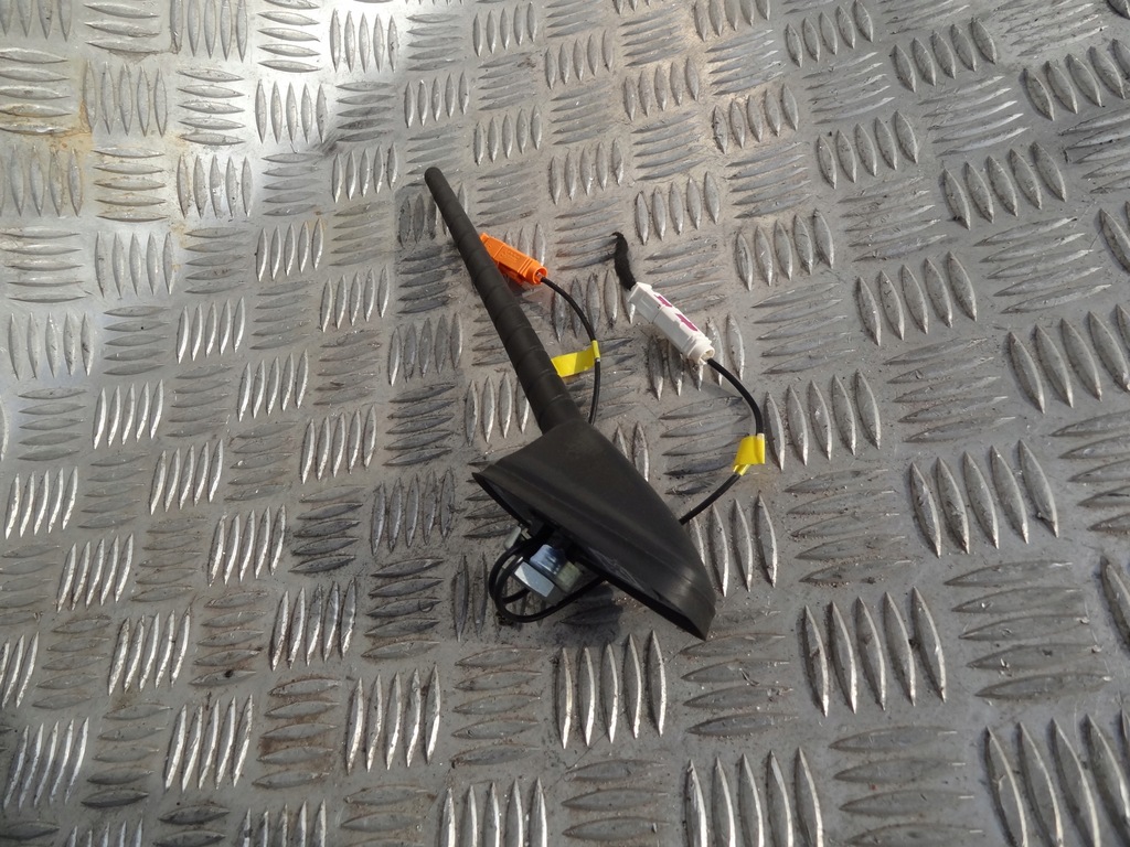 фото №1, Opel combo e 2019 антенна кровельная 9808547080 оригинал