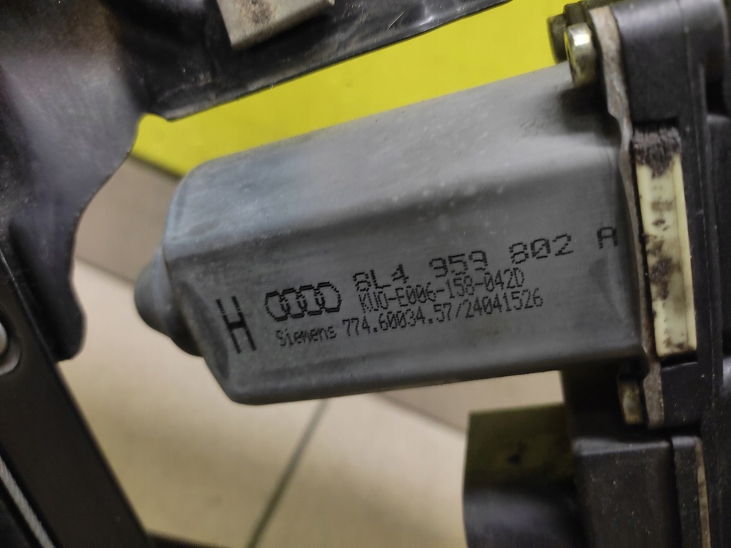 фото №9, Audi a3 8l подъемник стекло правый задняя