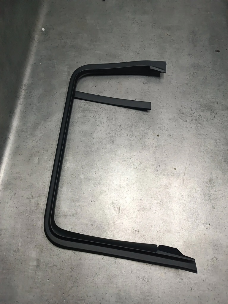 фото №1, Bmw x7 g07 рамка двері правий задня