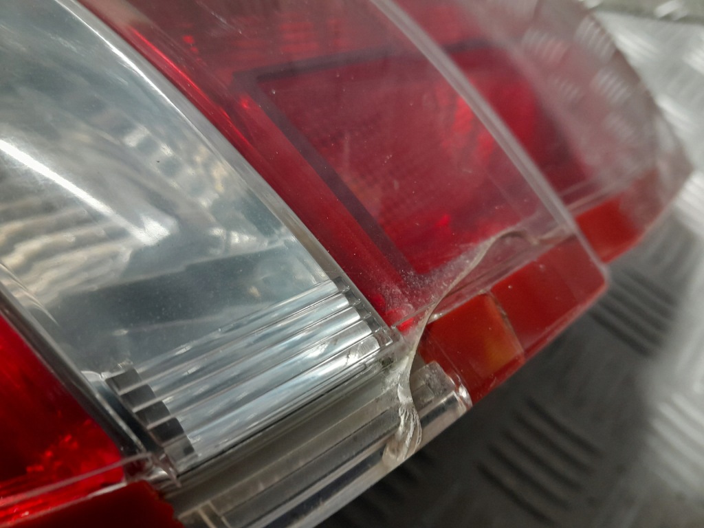 фото №8, Sybaru outback лампа задняя правая w крыло