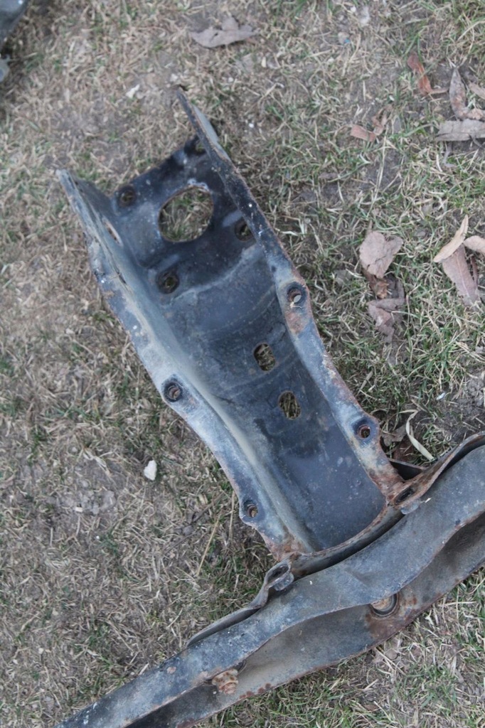 фото №9, Samolot балка кронштейн дифференциал subaru forester ii sg 03-05