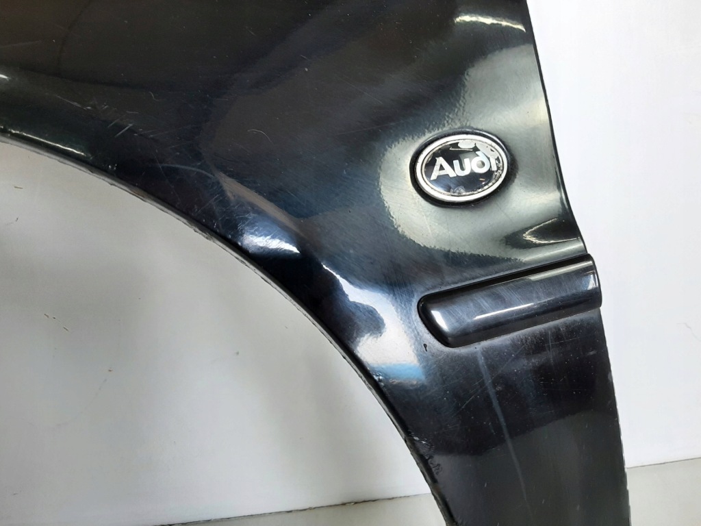 Audi a4 b5 универсал 97r крыло  левое  перед kod ly9b с Разборки