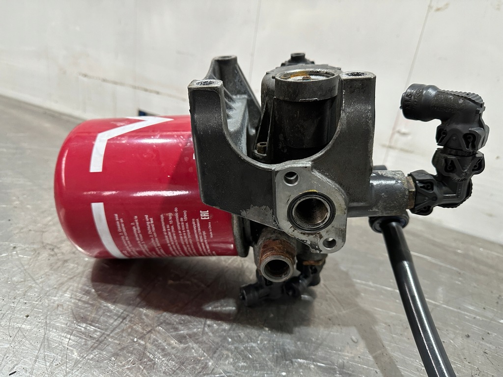 фото №4, Осушувач повітря клапан iveco stralis hi-way 4324160010