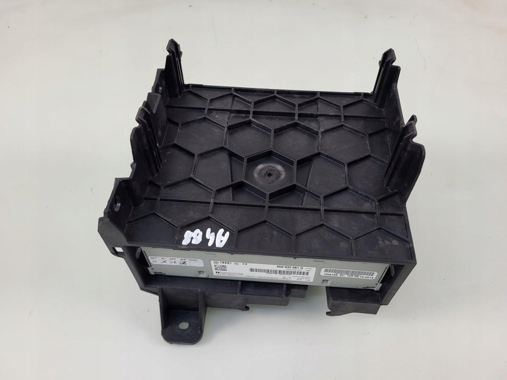 фото №1, Audi a4 b8 lift тюнер радіо модуль навігація navi a5 q5 4g0035061q