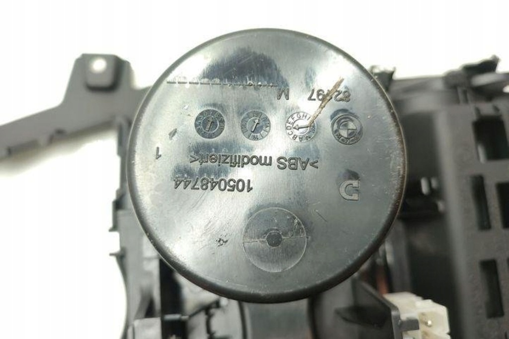 фото №8, Кронштейн na кружки bmw 3 gran turismo f34 9218925 2.0l дизель 135kw 2014