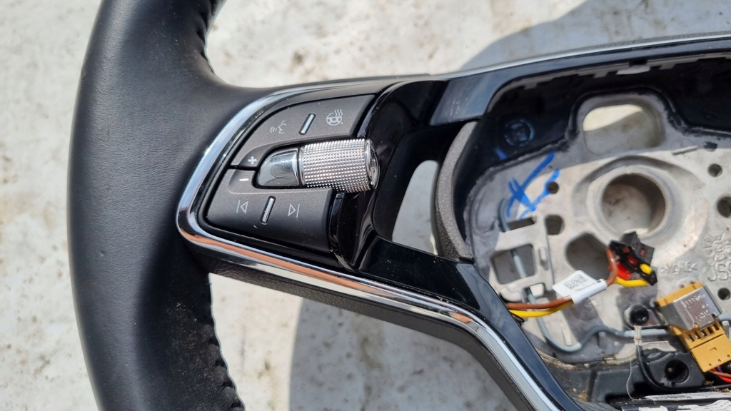 фото №7, Воздуховод мультифункция skoda octavia iv 5e3 20-