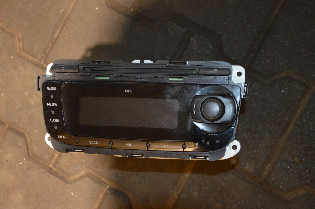 фото №1, Seat ibiza 6j 5d радио cd 6j0035153b