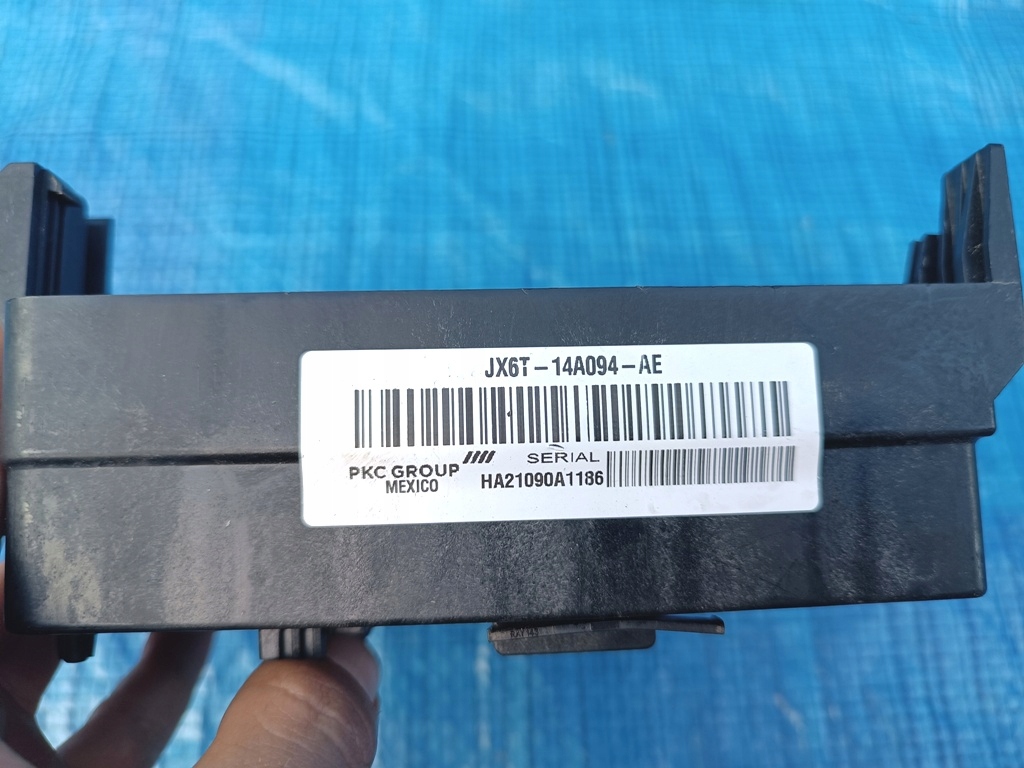 фото №9, Коробка запобіжників кришка ford focus mk4