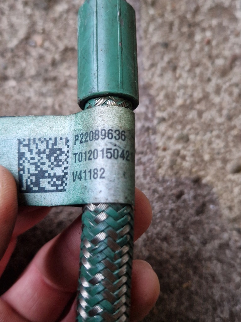 фото №3, Шланг фільтра оливи турбіни злив renault gama range t volvo fm 4 d11k