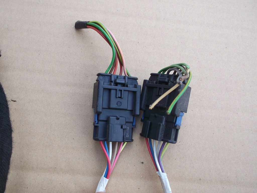 фото №3, Partner berlingo iii 08 - електропроводка двері задня