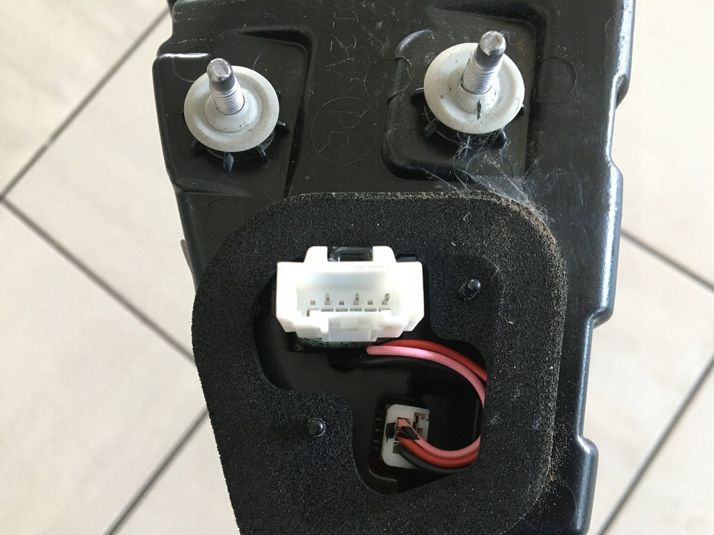 фото №13, Proceed iii 18- лампа правая левая задняя крышки led