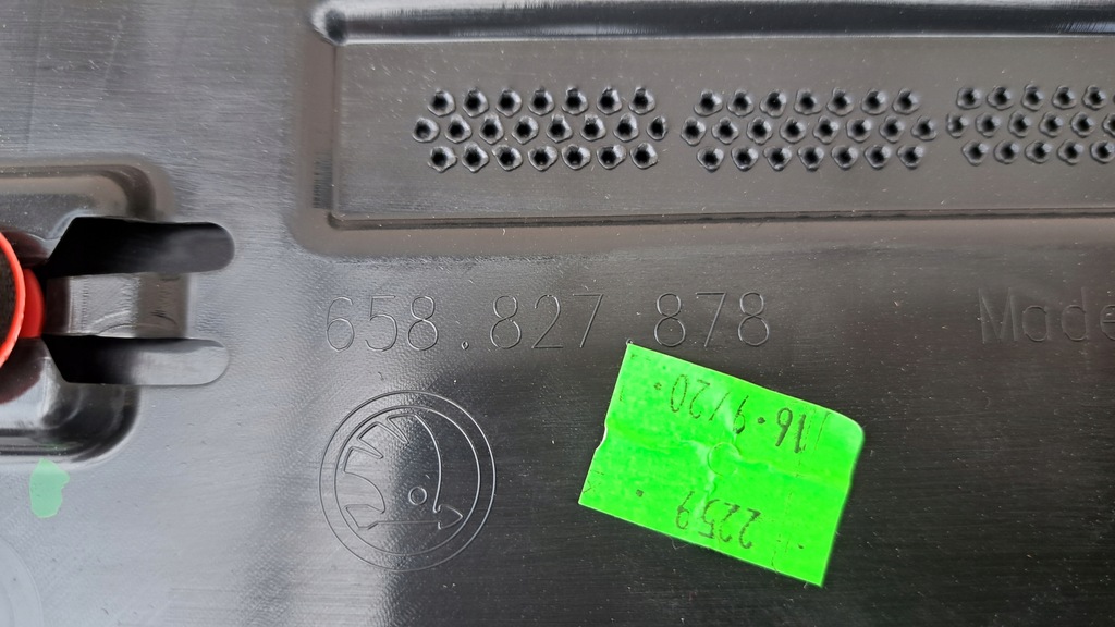 фото №7, Skoda kamiq спойлер крышки задняя