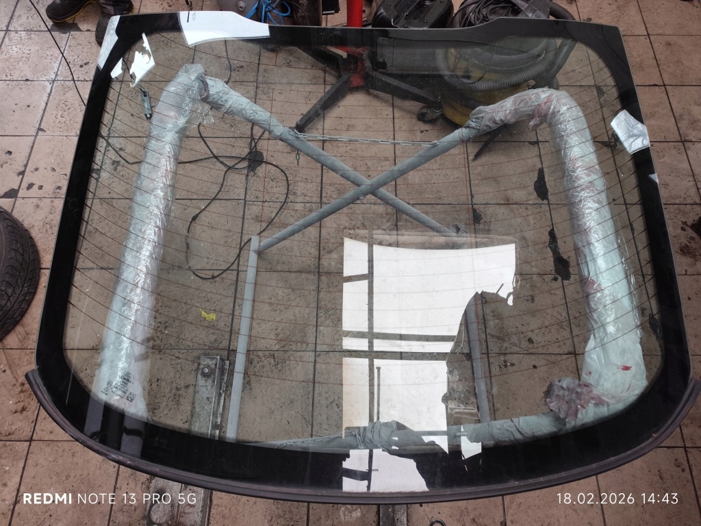 фото №1, Скло задня ford mustang vi 6 2016r