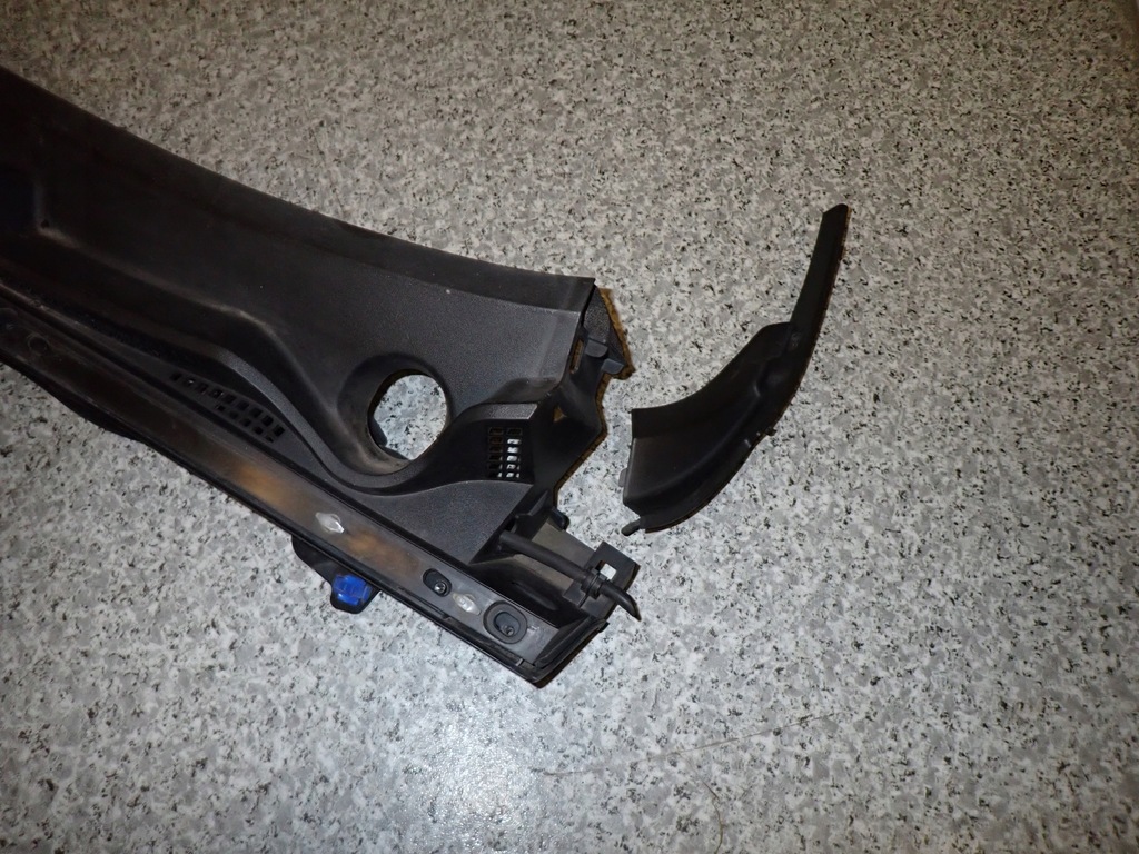 фото №4, Mazda 2 mazda2 de 07-13 жабо пластиковый europa комплект