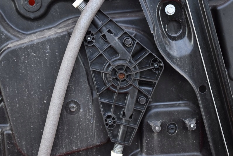 фото №15, Підйомник скло правий перед eu jeep cherokee v kl