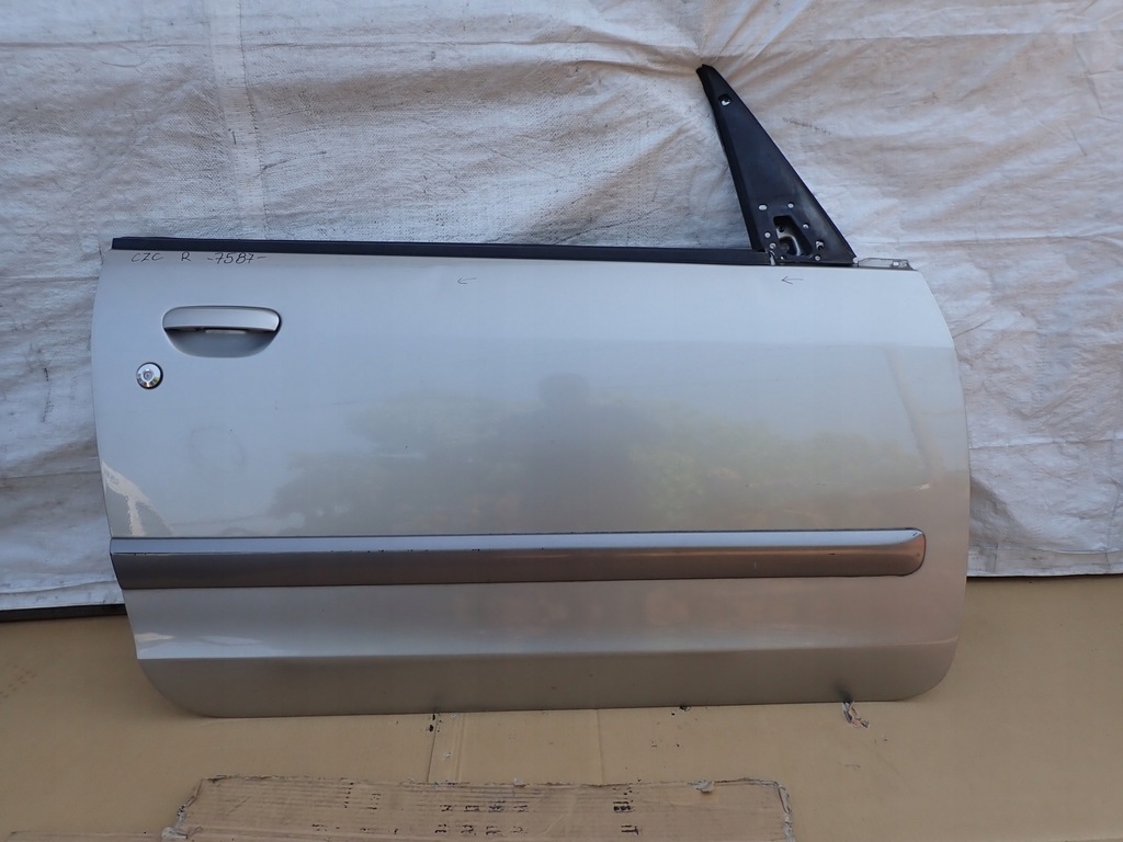 фото №1, Mitsubishi colt cc cabrio 04- дверь правое