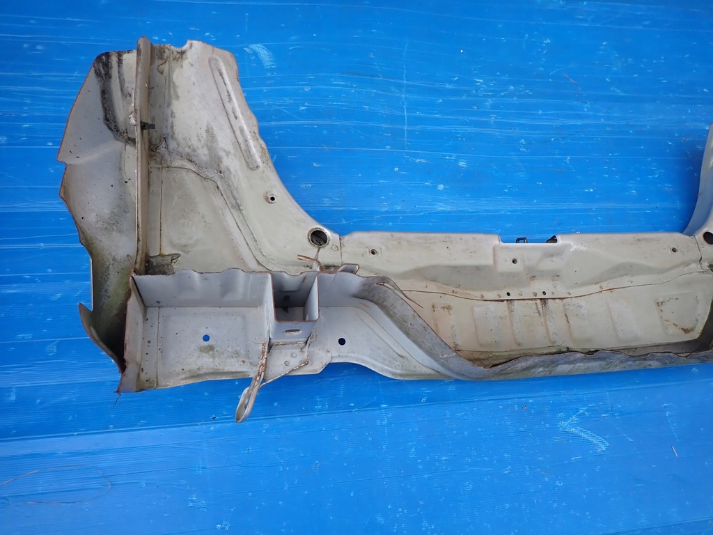 фото №7, Suzuki liana 02-07 pas задній z2s