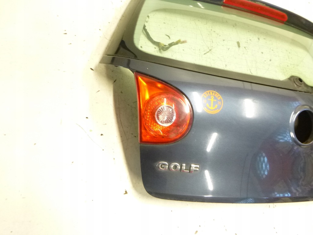 фото №7, Кришка багажника задня vw volkswagen golf v lc5f 2006r. 5d