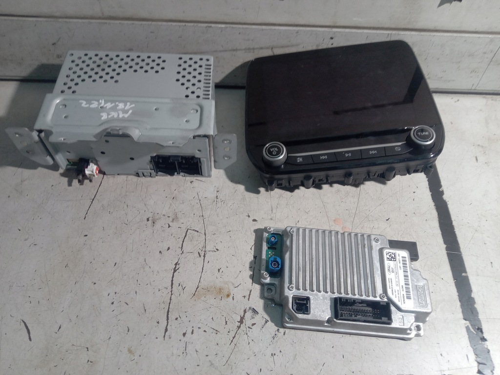 фото №1, Ford fiesta mk8 радио навигация сенсорный