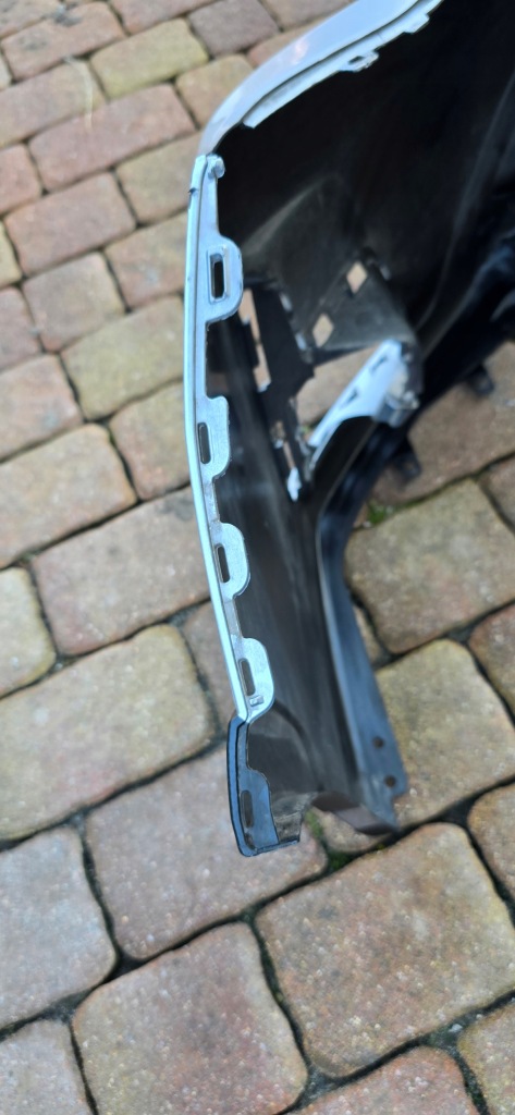 Subaru xv рестайлинг  бампер передний перед 57704fj070 Доставка