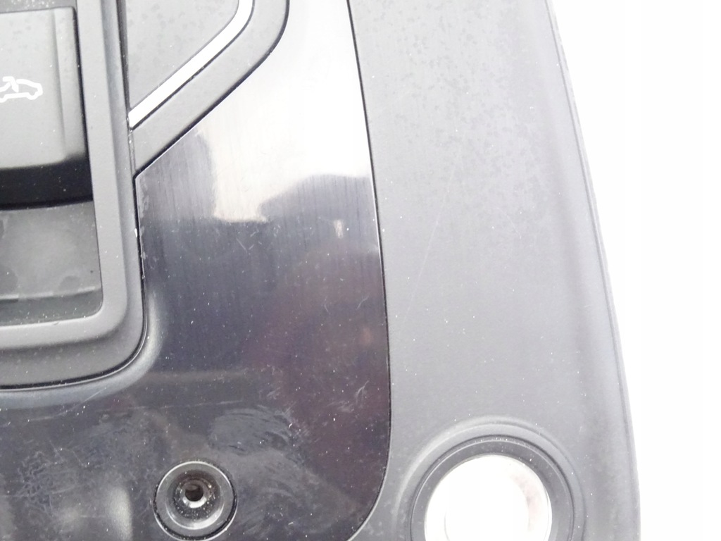 фото №7, Лампа освещение кабины перед pod люк audi a4 b9 8w0 4k0959728