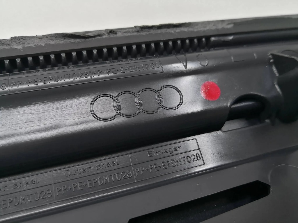 фото №10, Молдинг дверь накладка audi q8 4m8 20- левая перед