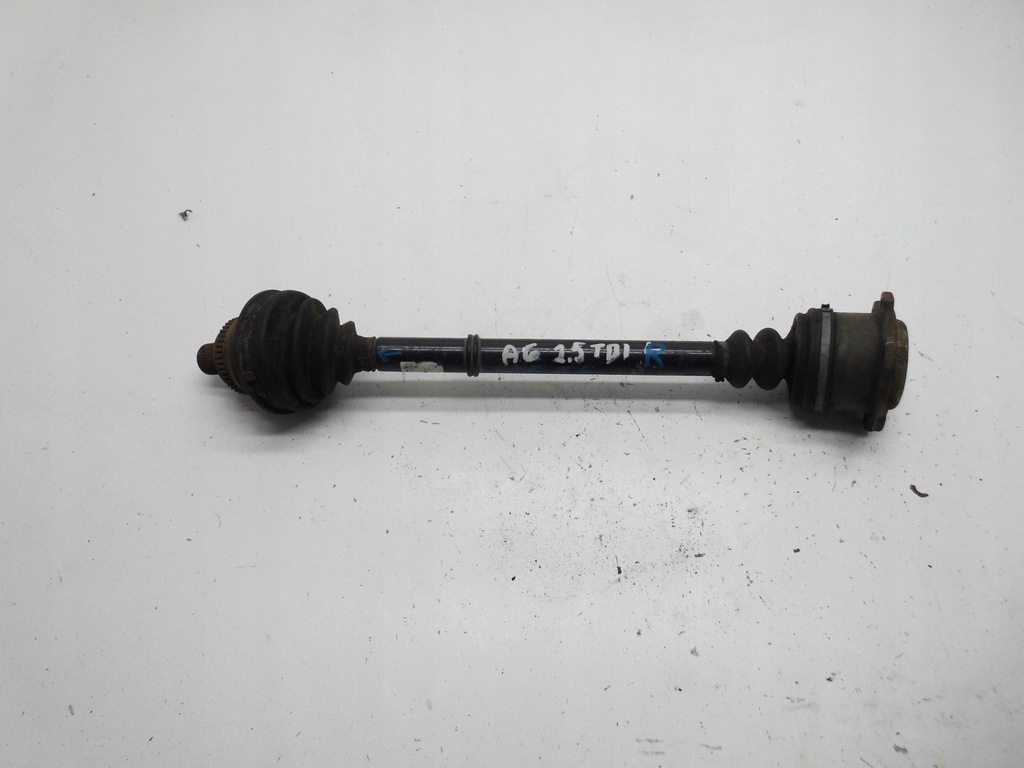 фото №1, Приводной вал 4a0407272df audi a6 c4 2.5tdi правая передняя оригинал