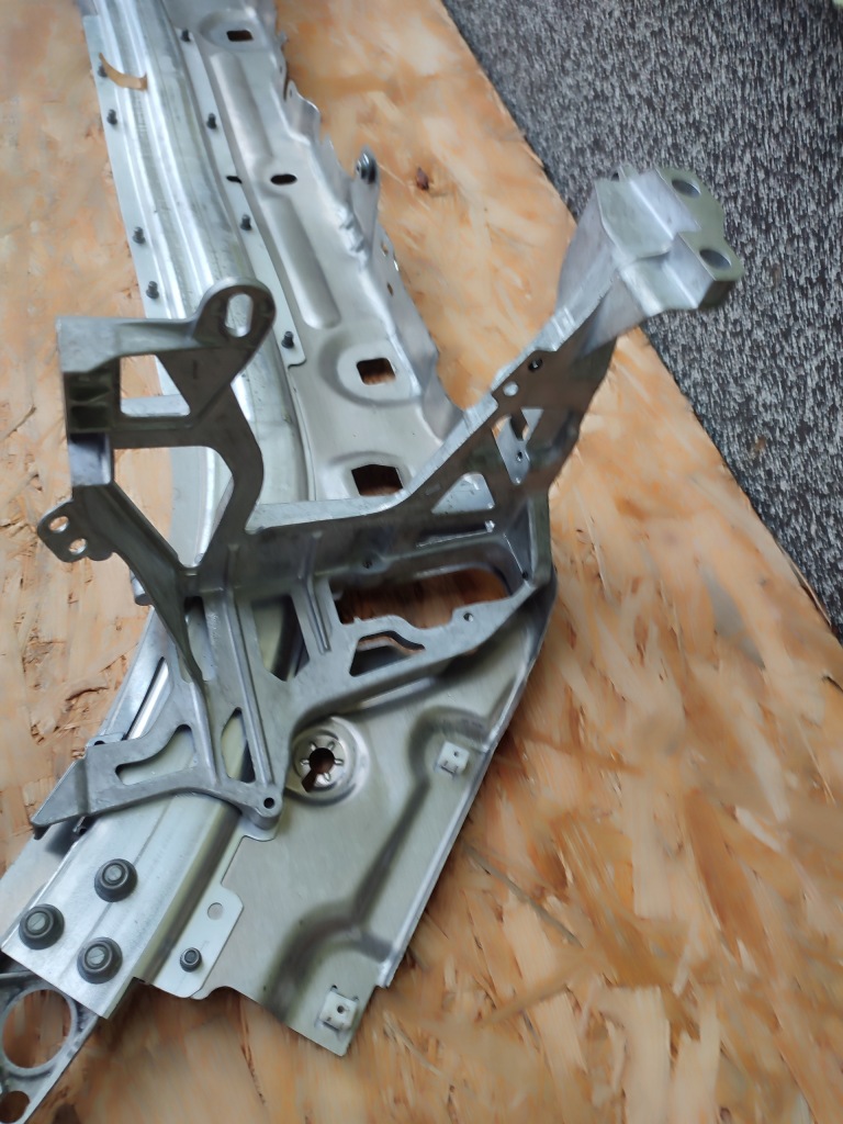 фото №12, Mercedes оригінальний номер pas підсилювач передній w213 a213 amg 63 гарний