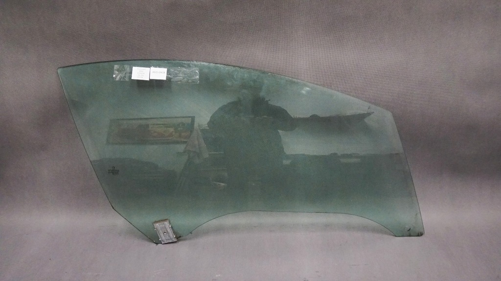 фото №1, Стекло дверь правая peugeot 308 t7 cc