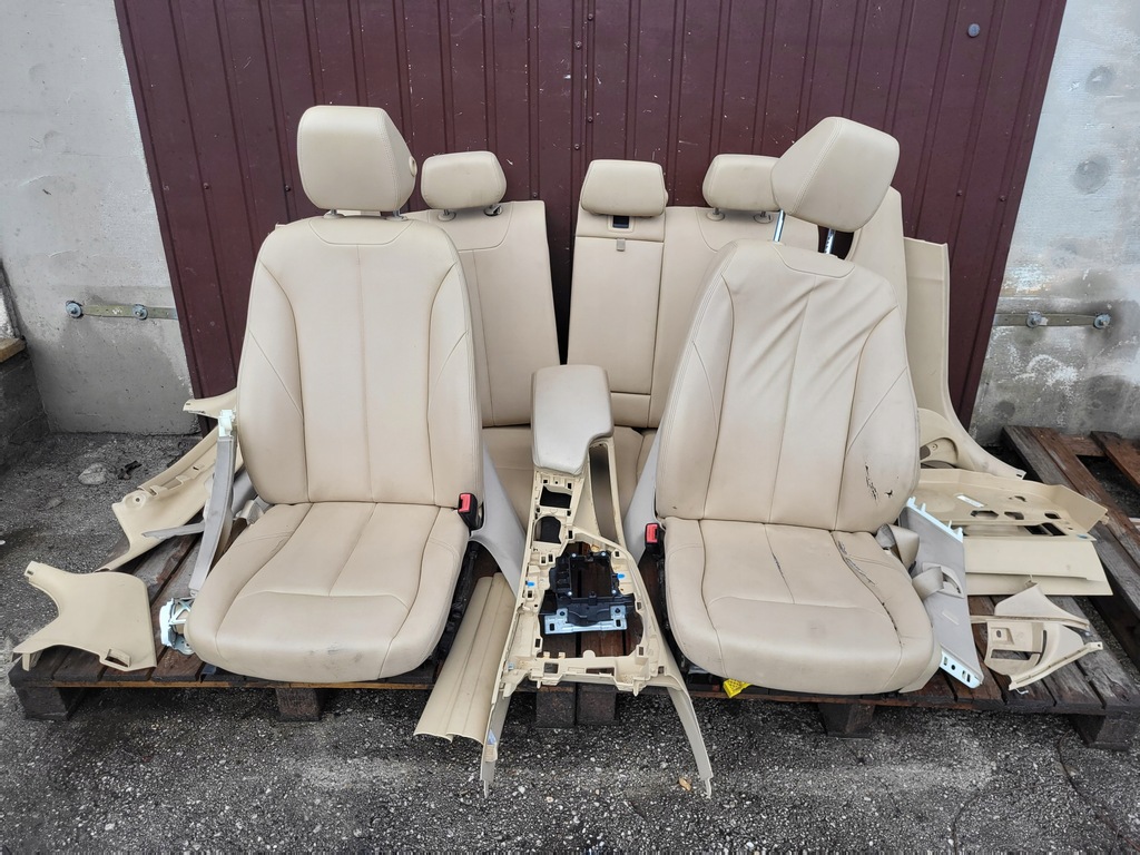 фото №9, Bmw f30 sedan сиденья заднее сиденье кожа обшивки