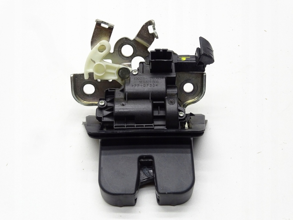 фото №9, Замок крышки багажника задняя 5e0827505 seat toledo iv octavia iii a3 8p