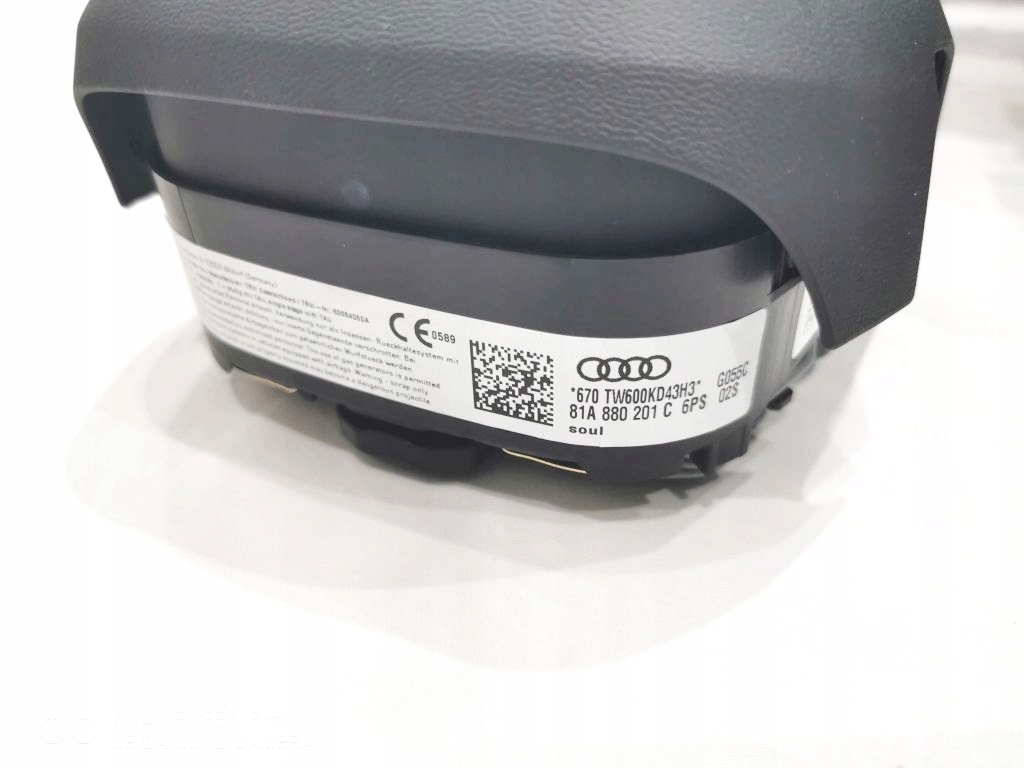 фото №9, Audi q2 консоль 2 x air bag чорно сіра панель приладів приладова подушка безпеки подушки безпеки