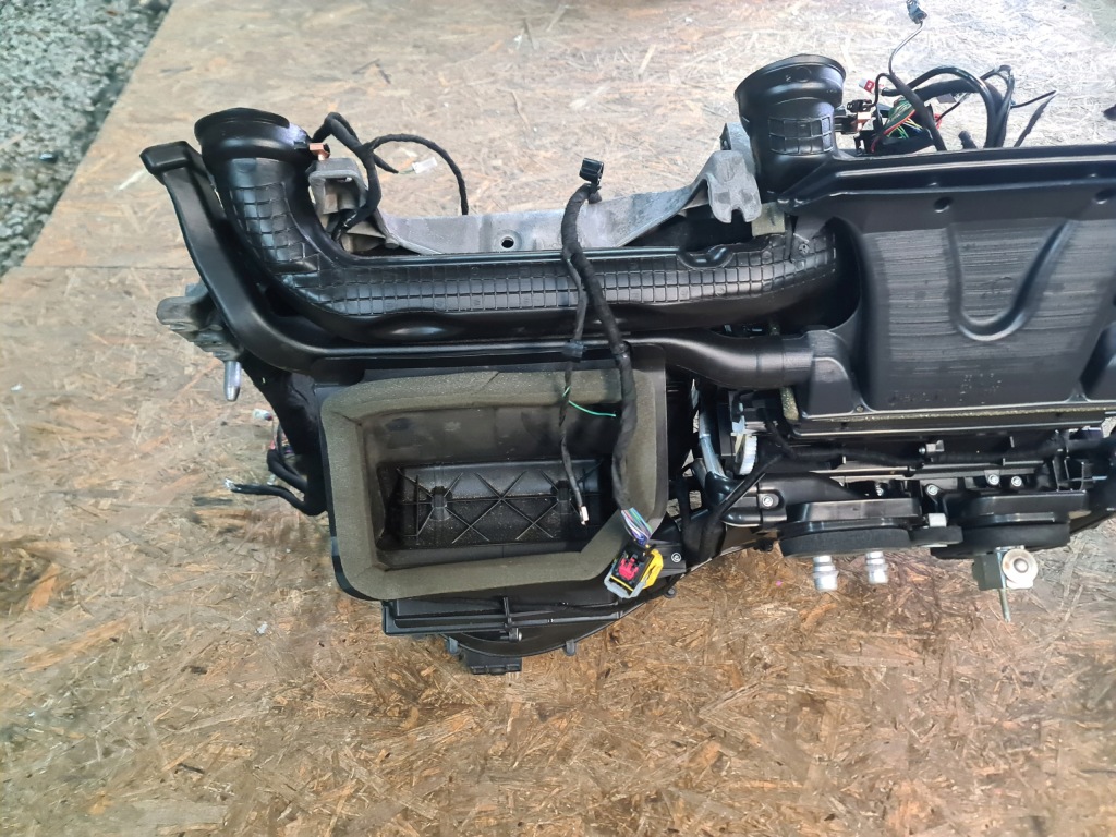 фото №9, Jeep wrangler jl 2.0 tb 2019 2020 21 2022 2023 отопитель каркас консоли