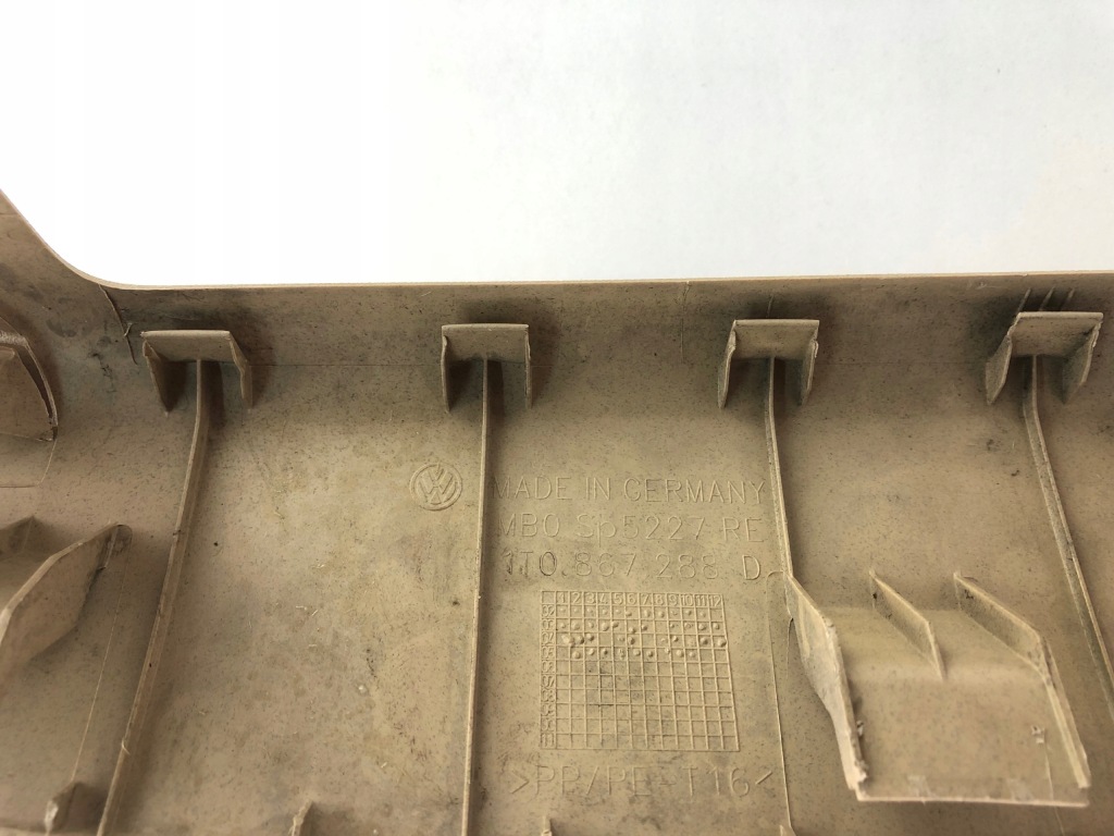 Vw touran i захист стійка правий задній 1t0867288d в Україні