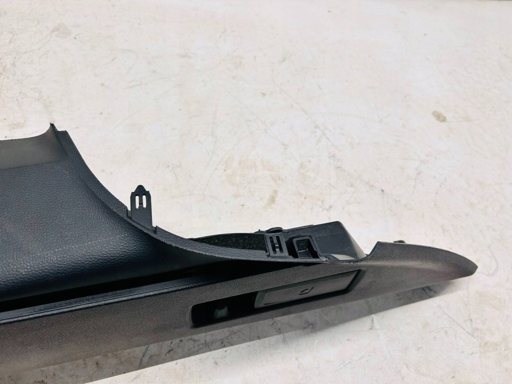 фото №10, Corolla e21 kombi обшивка багажника góra правый правая bez led obtarty