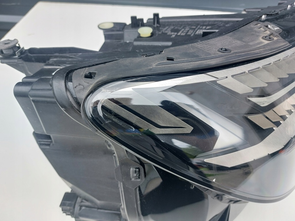 фото №13, Лампа правая перед full led audi q4 e-tron 89a eu