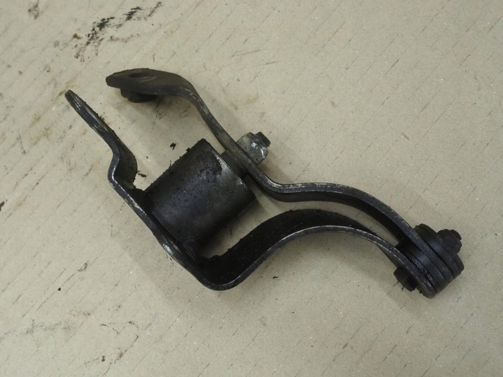 фото №13, 2249994 e46 e39 3.0 d m57 глушника кронштейн кронштейн каталізатора