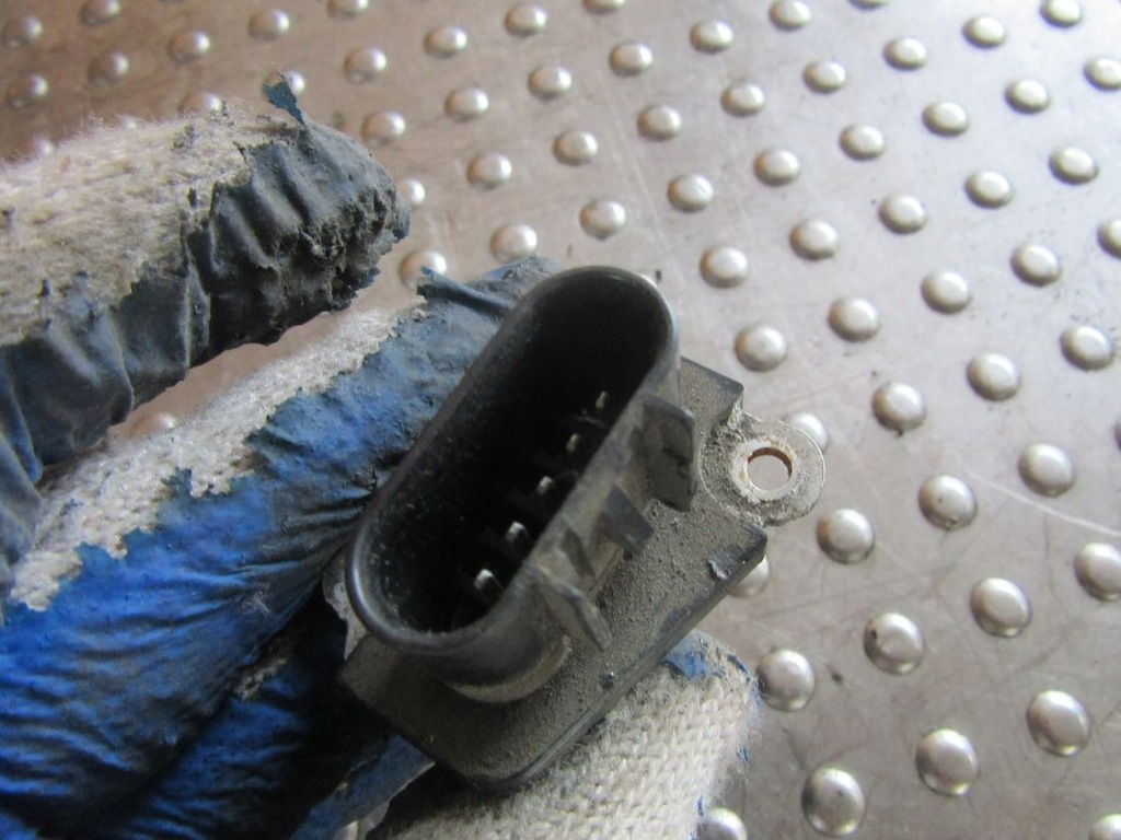 фото №3, Humer h3 3.7i 2007 витратомір