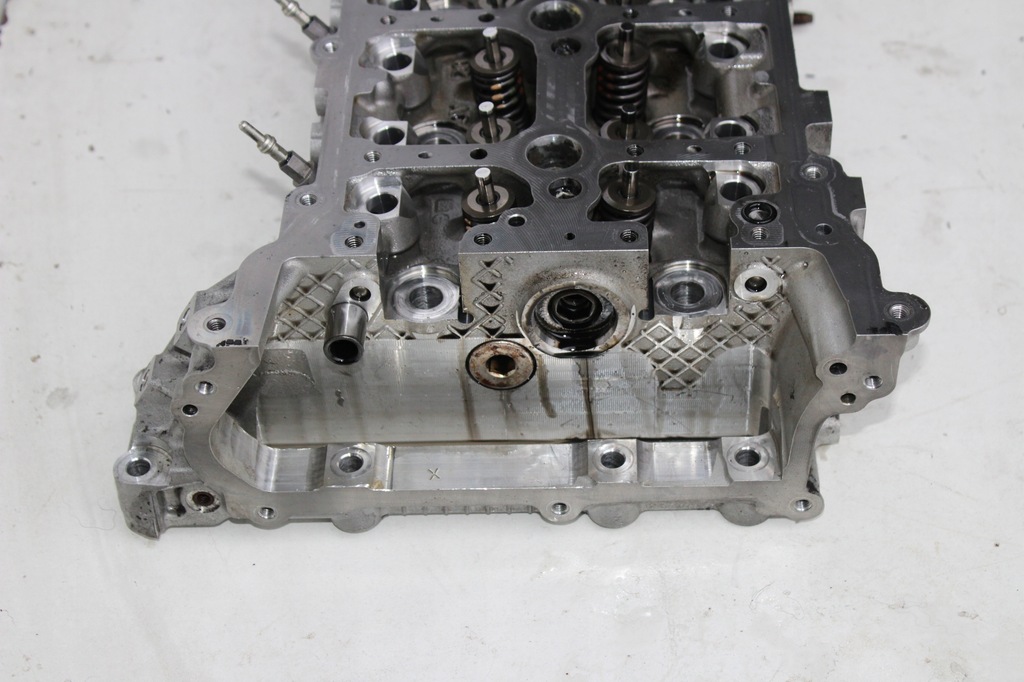 фото №2, Головка mercedes om654 r654016