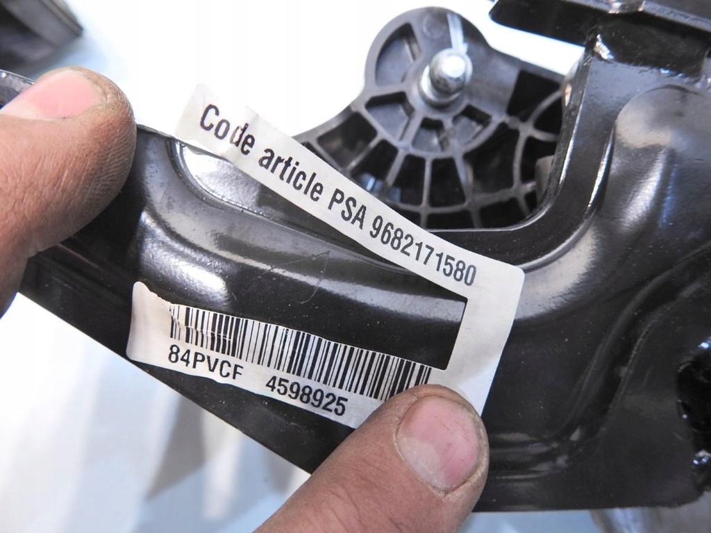 фото №6, Педаль педали тормоза сцепления citroen c4 cactus 1.2 vti 9682171580