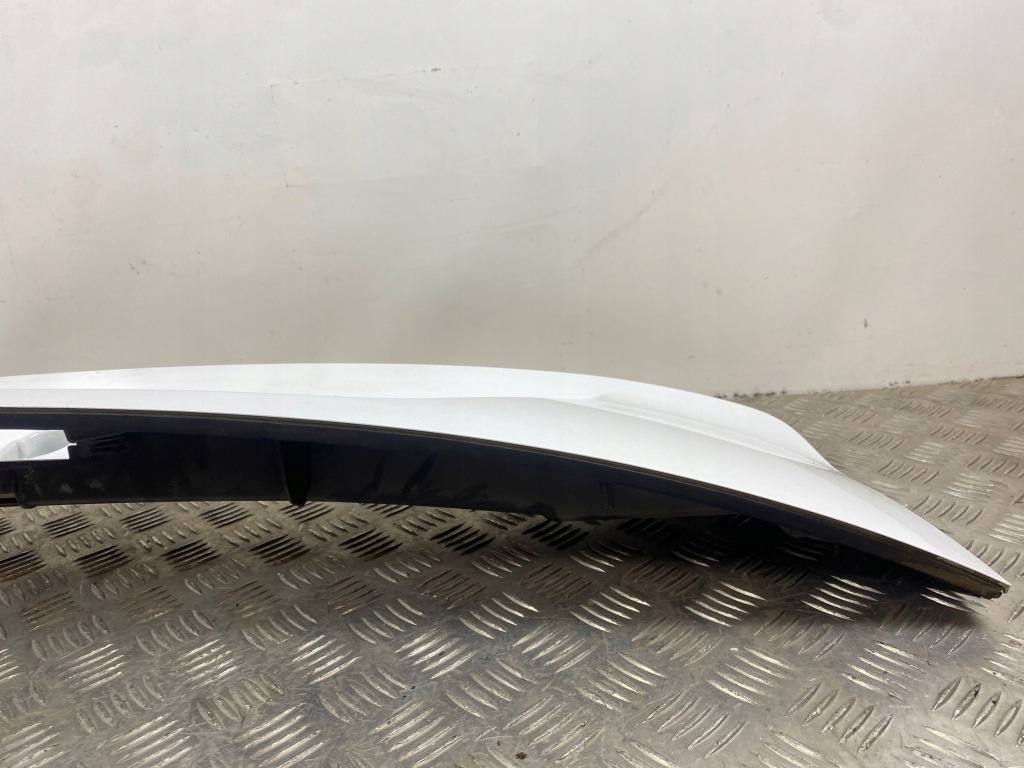 2020 alfa romeo stelvio молдинг освітлення номерного знака 156117304 Зі Шроту