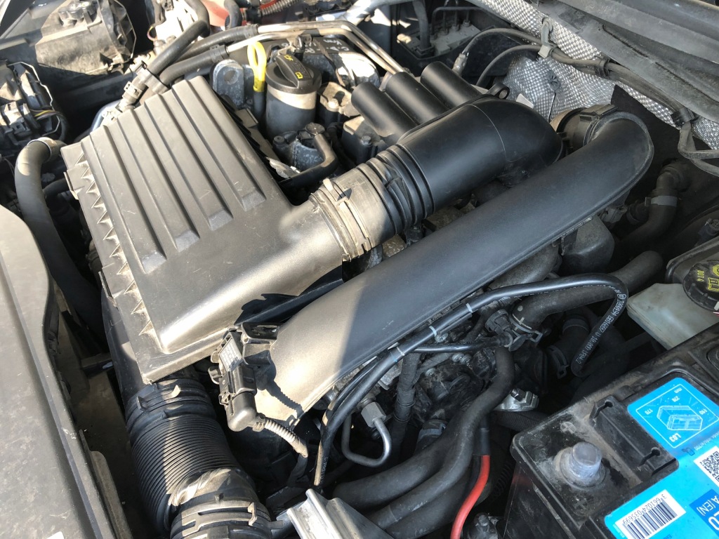 фото №6, Vw golf sportsvan 1.4 tsi 2015 rok- двигатель czc - 125 koni