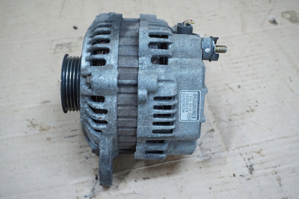 фото №1, Pajero pinin генератор 1,8 gdi