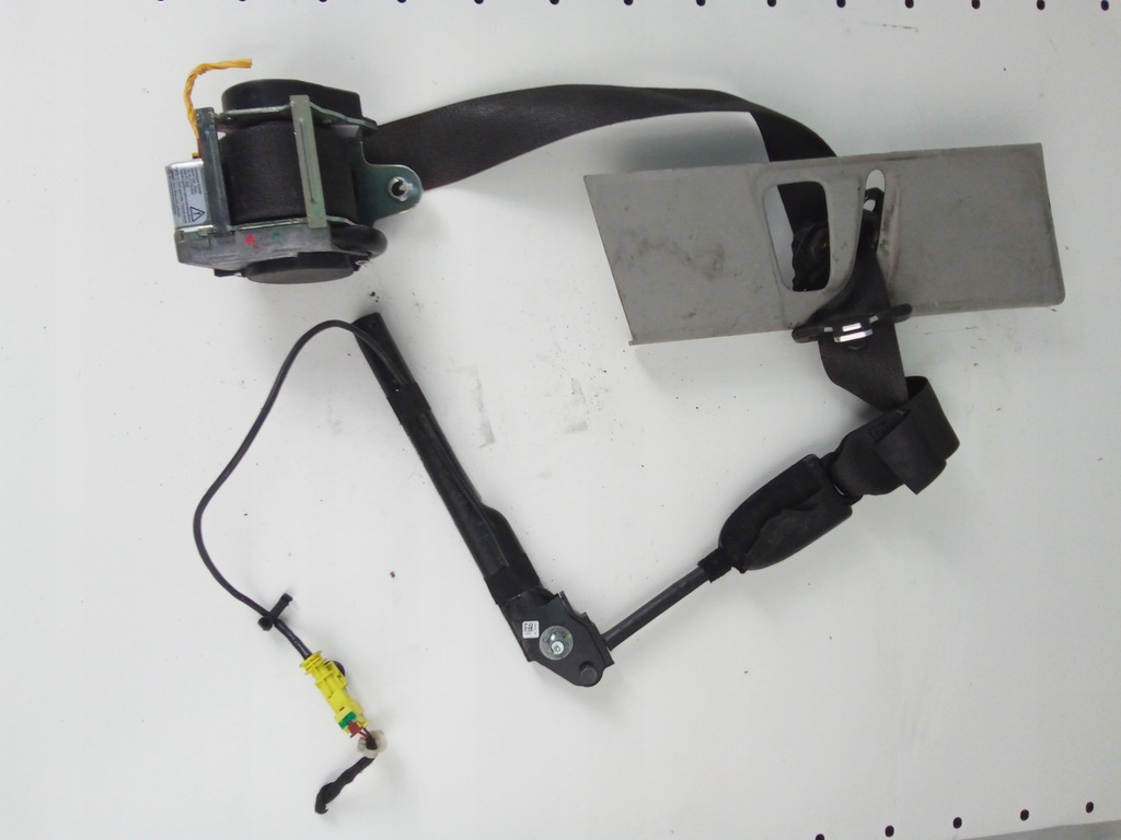 фото №1, L266 pas безпеки правий перед chevrolet orlando 619668400b