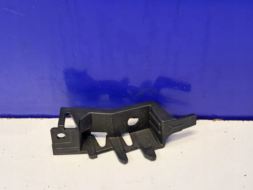 фото №1, Volkswagen touareg i 2007 элементы крепёжные