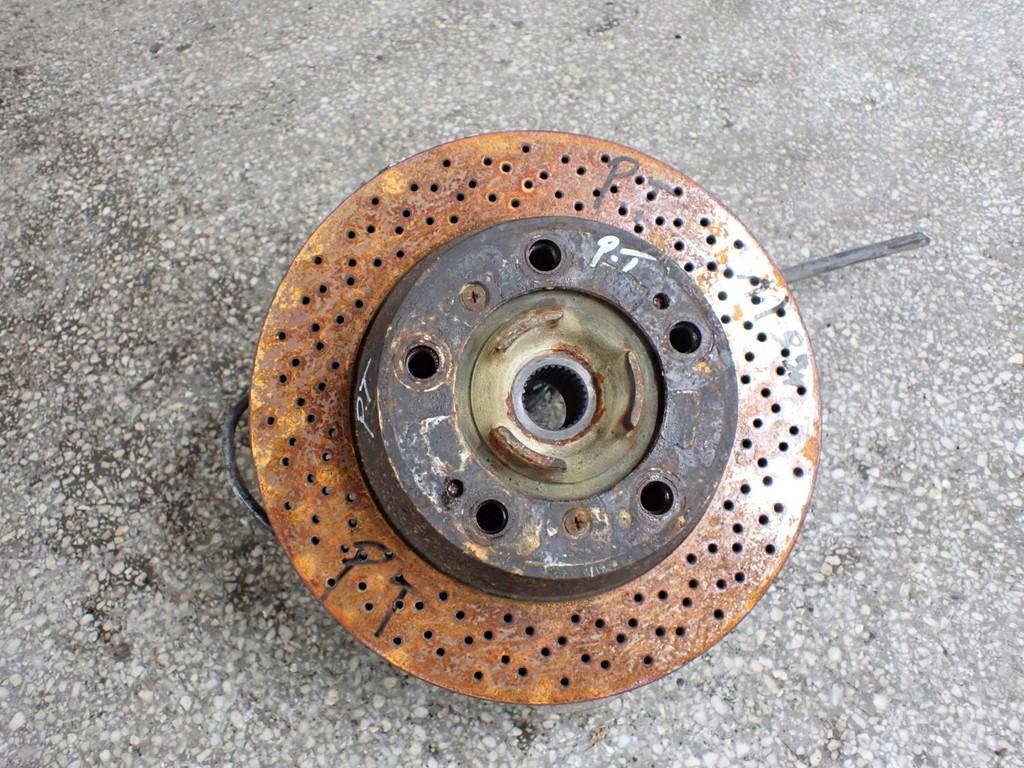 фото №1, Поворотний кулак ступиця правий задня porsche 911 996 3.4 99r